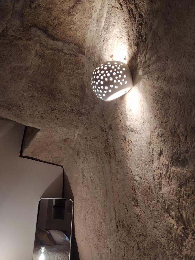 Palazzo Lombardi Cave & Suite Matera Phòng bức ảnh